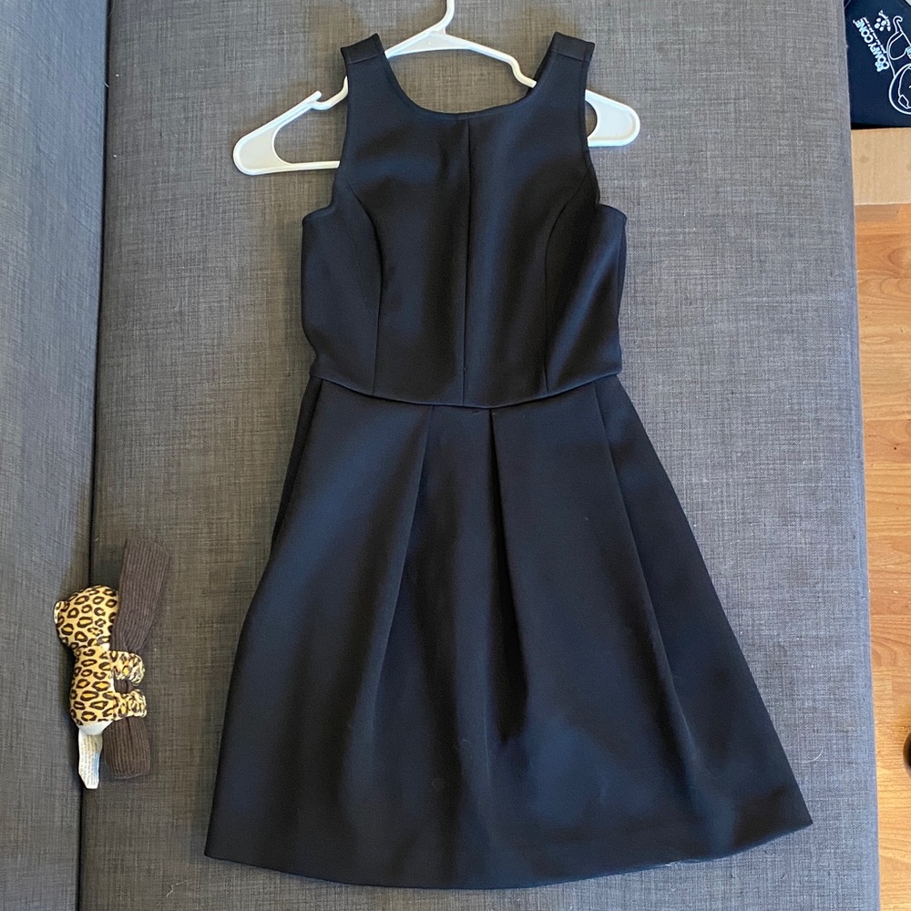 Madewell Elegant Black Sleeveless Dress Sz 2 Scuba Knit Elegant Timeless Luxury